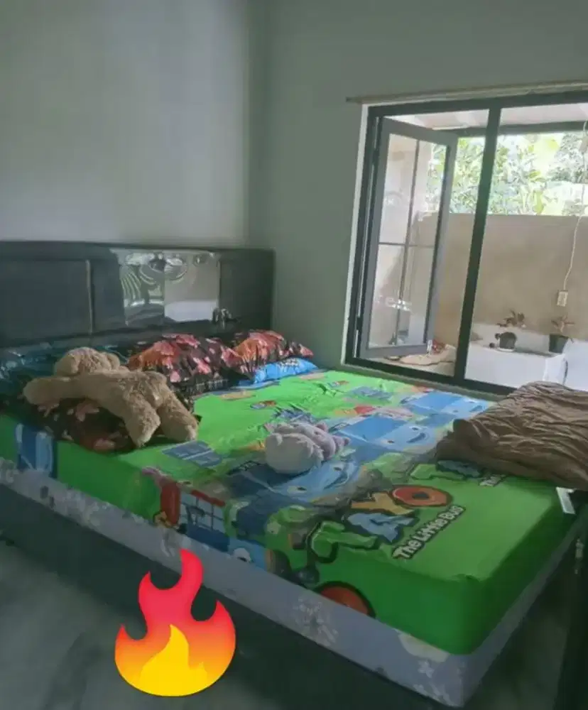 Di jual divan ukuran 180x200