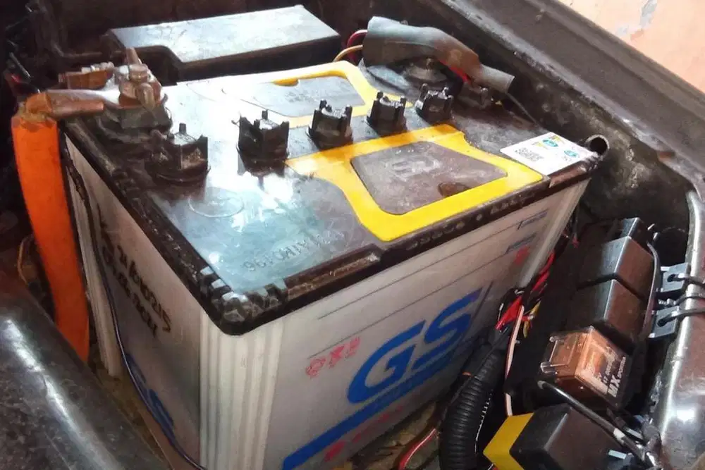 Terima jual aki motor / mobil bekas