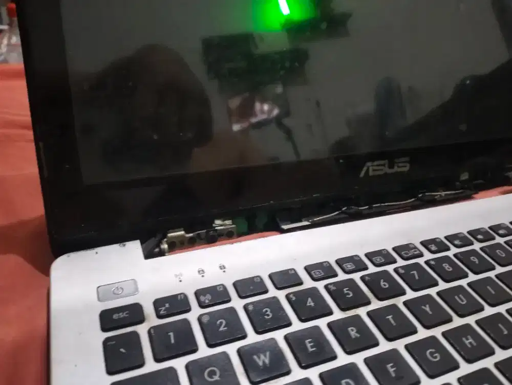 Laptop Asus touchscreen