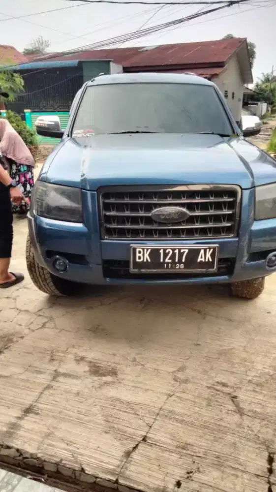 Jual mobil bekas Ford Everest