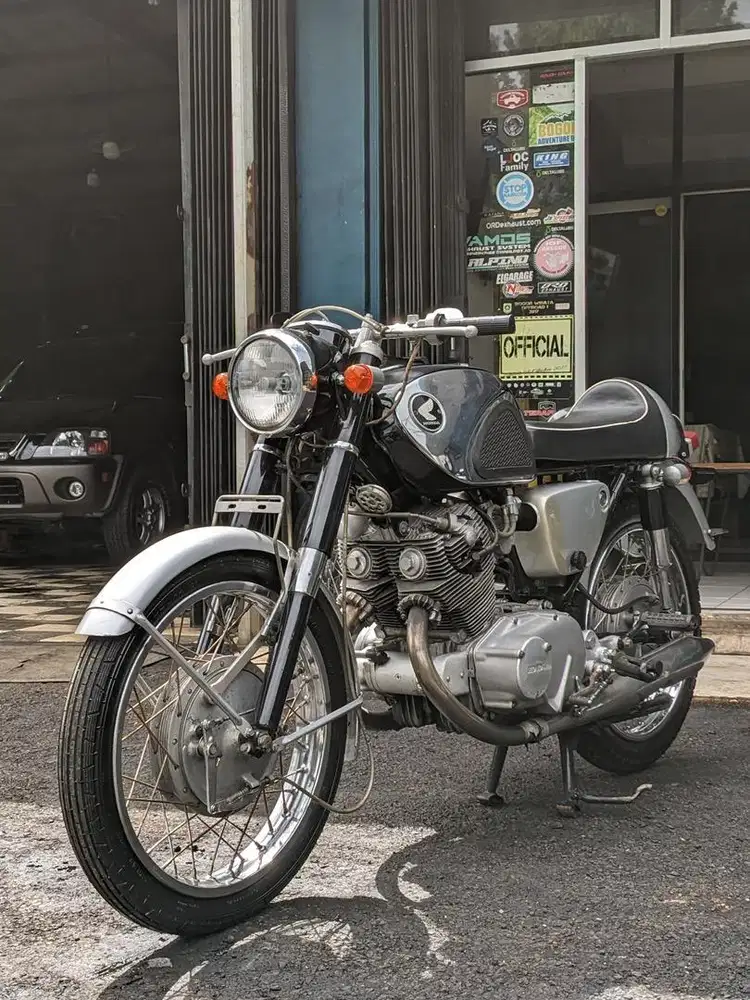 HONDA CB72 Superhawk 1962