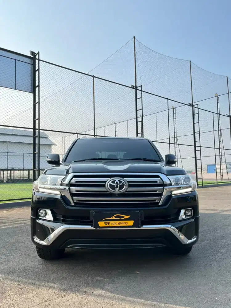 LandCruiser VXR 200 nik 2016