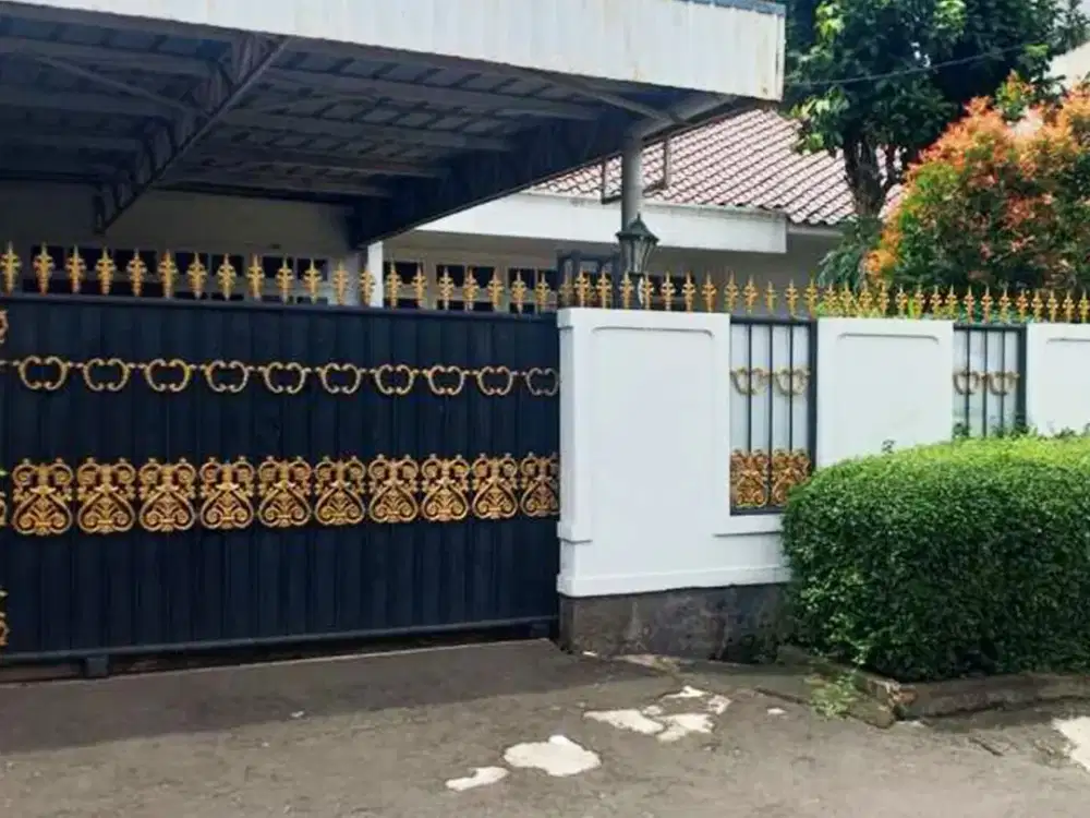 Rumah Jl. Haji Buang, Ulujami, Pesanggrahan, Jakarta Selatan