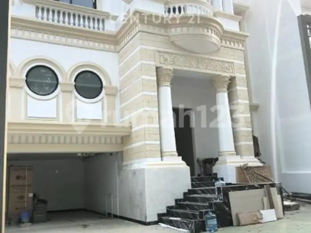 Rumah Mewah 2.5Lt Pik Mediteranian Boulevard