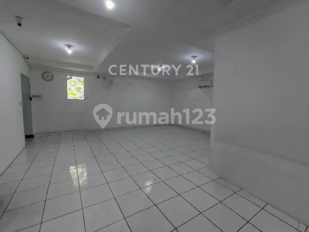Rumah Pinggir Jalan Muara Karang Cocok untuk Usaha