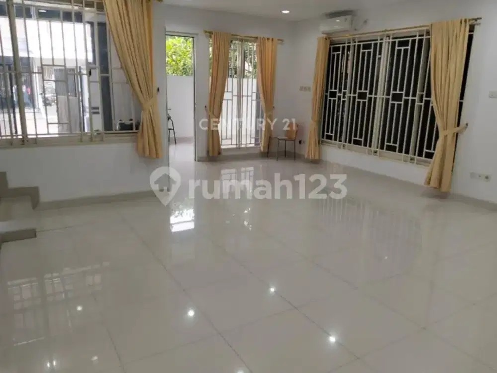 Disewakan Rumah Layar Permai Kenari Golf