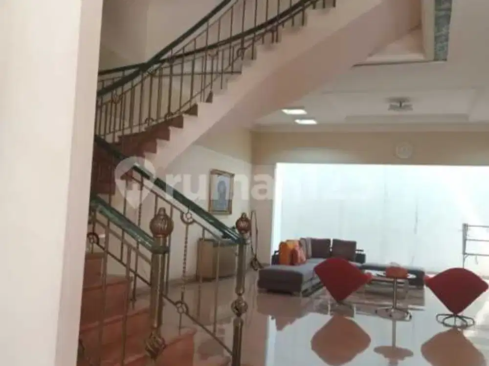 Rumah 2 Lantai Pluit Dalam Komplek Bebas Banjir Siap Huni