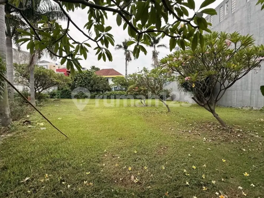 Jual Kavling Hoki Camar Pik Bentuk Ngantong Depan Lapangan