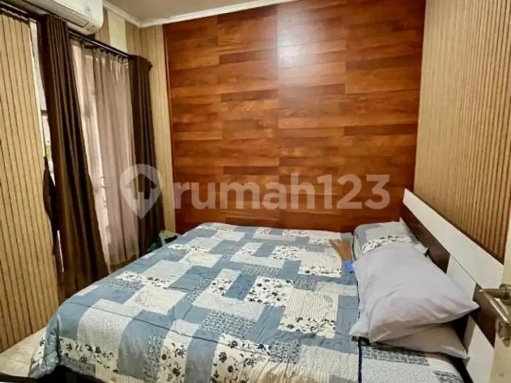 Rumah Terawat di Cluster Valencia Graha Raya Bintaro