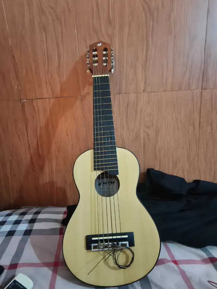 Gitar lele Mym jual murah