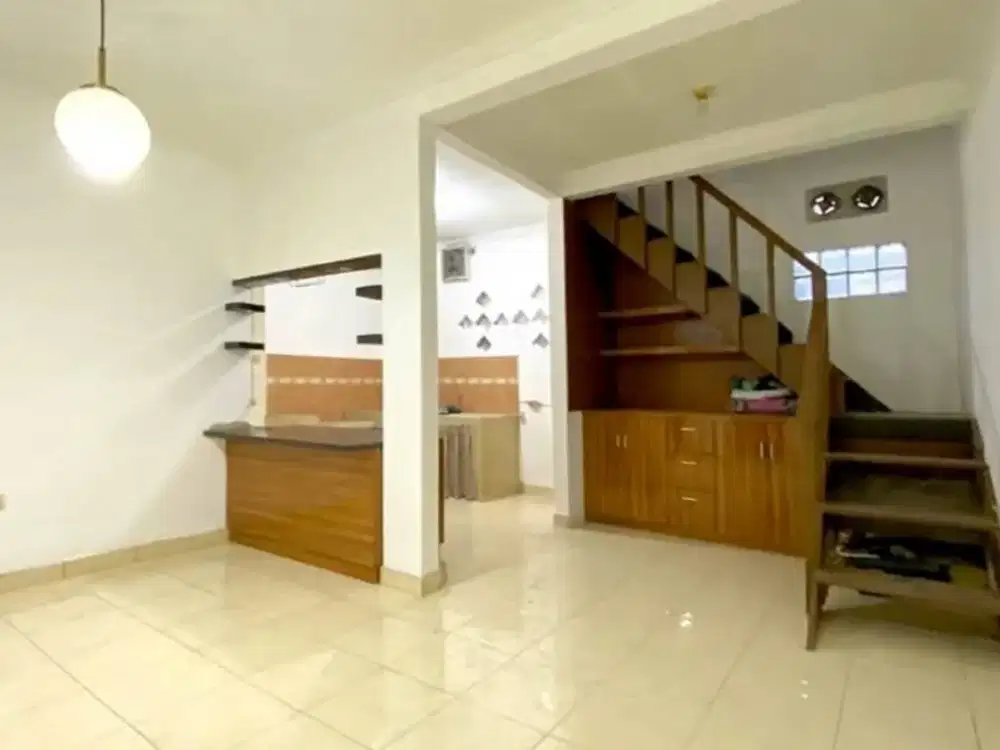 Rumah 2 Lantai SHM Murah Nyaman di Taman Cibaduyut Indah, Kab. Bandung