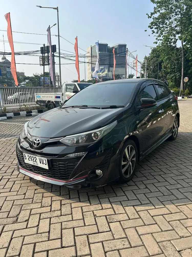 (Cash) Yaris S TRD 2018 AT