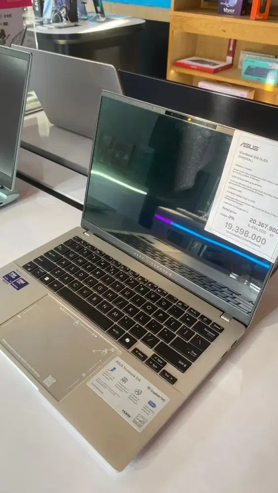 ASUS VIVOBOOK S14 OLED