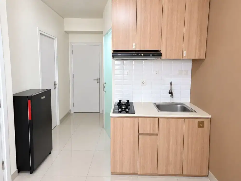 TOWER NERINE ATAS MALL  APARTEMEN GREEN PRAMUKA CITY 2 BEDROOM TAHUNAN FULLY FURNISHED
