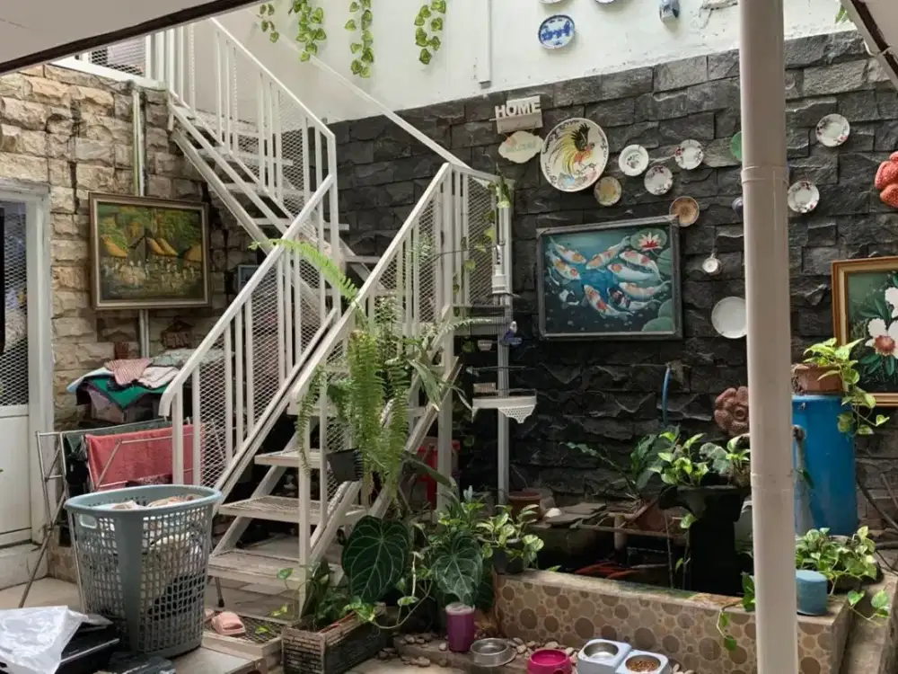 MURAH ! DIJUAL RUMAH ISTIMEWA DAN TERAWAT DI TURANGGA BANDUNG