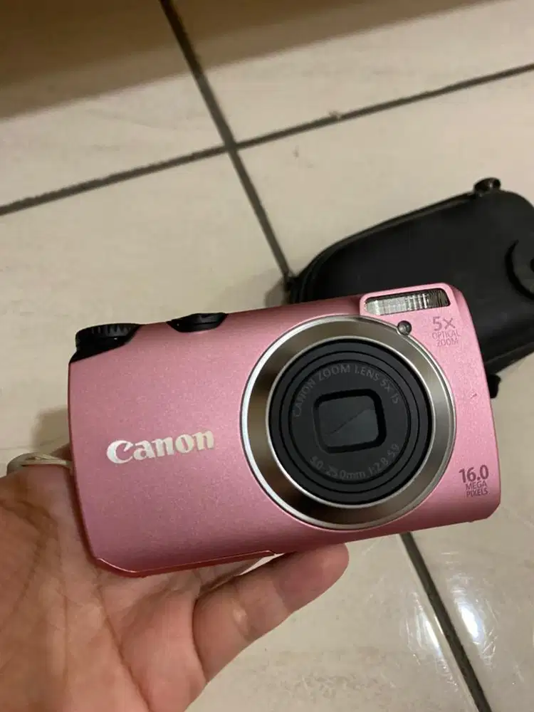 Canon powershoot A3300 is pink
