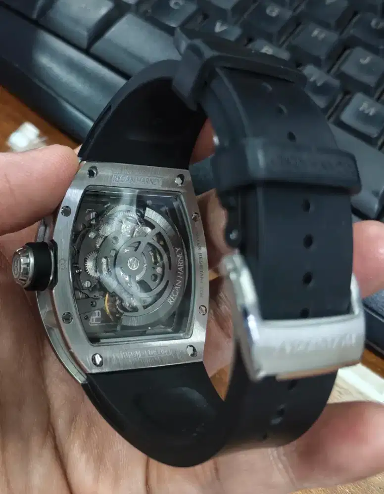 Jam Regan Harney Quantum titanium case sapphire nobox minus ada difoto