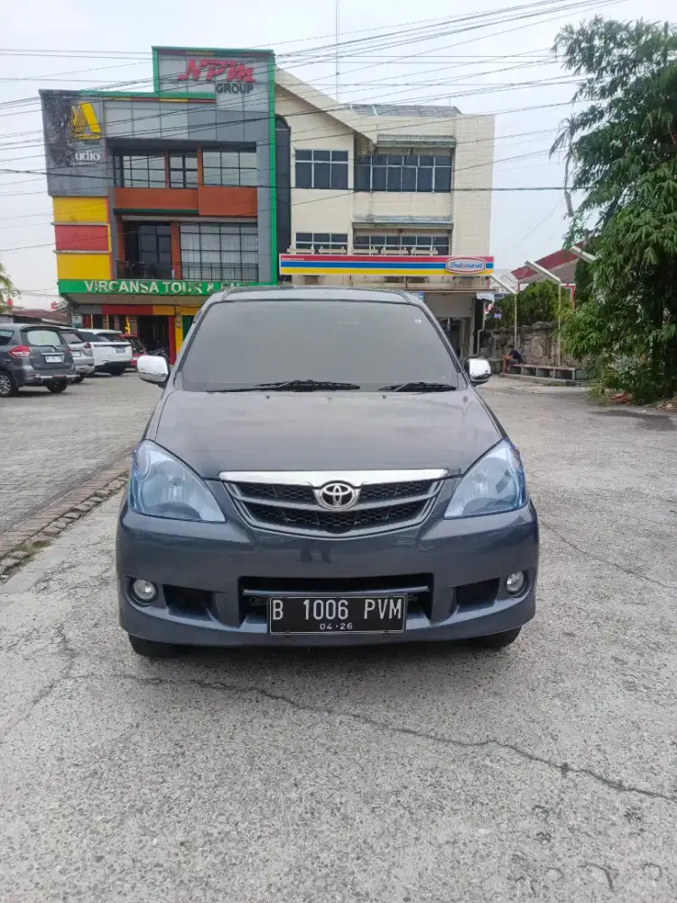 Jual avanza metik 2011
