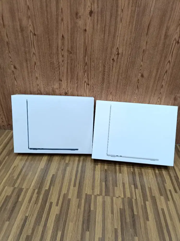 Apple MacBook Air M5 13 inch 16/512GB Baru Segel iBoc Midnight
