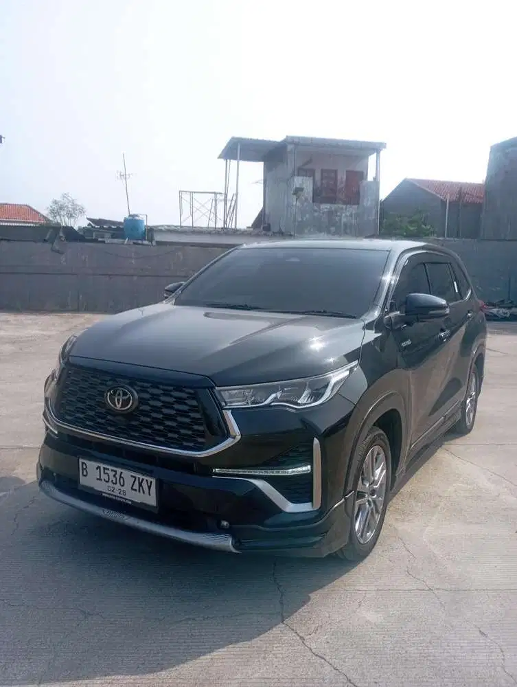 Toyota Kijang Innova 2023 Hybrid
