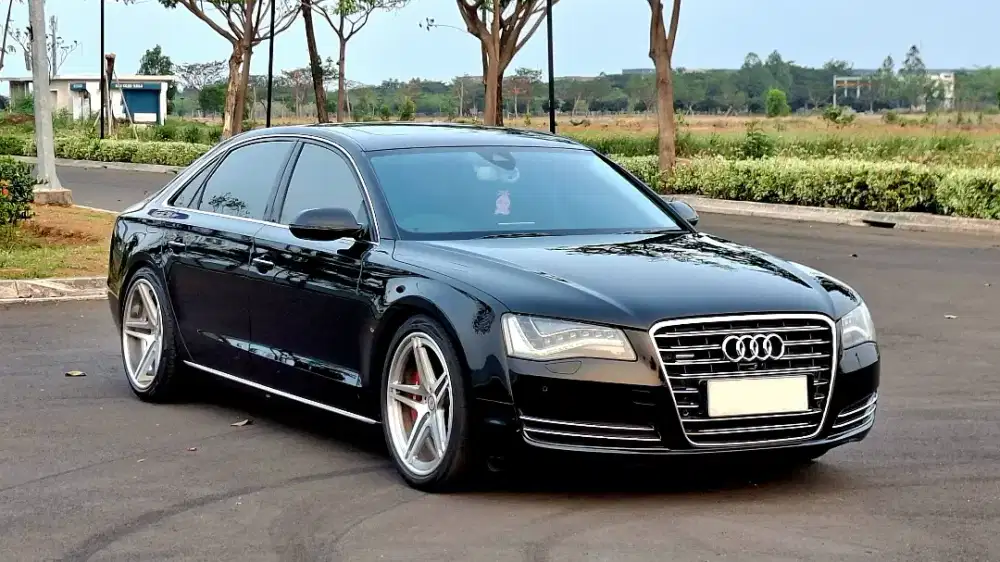 [Rare Item] Audi A8 KM Antik 68rb