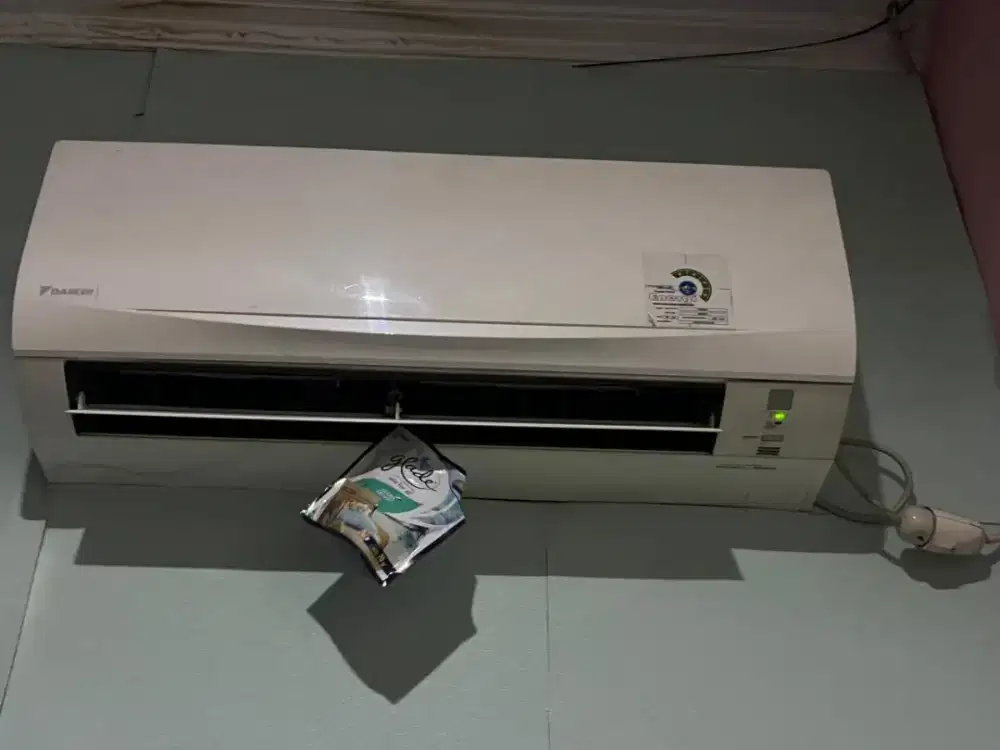 AC DAIKIN 1pk bagus