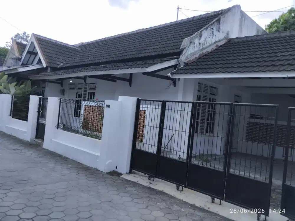 Rumah Strategis Akses Mudah Dekat Pasar Godean.