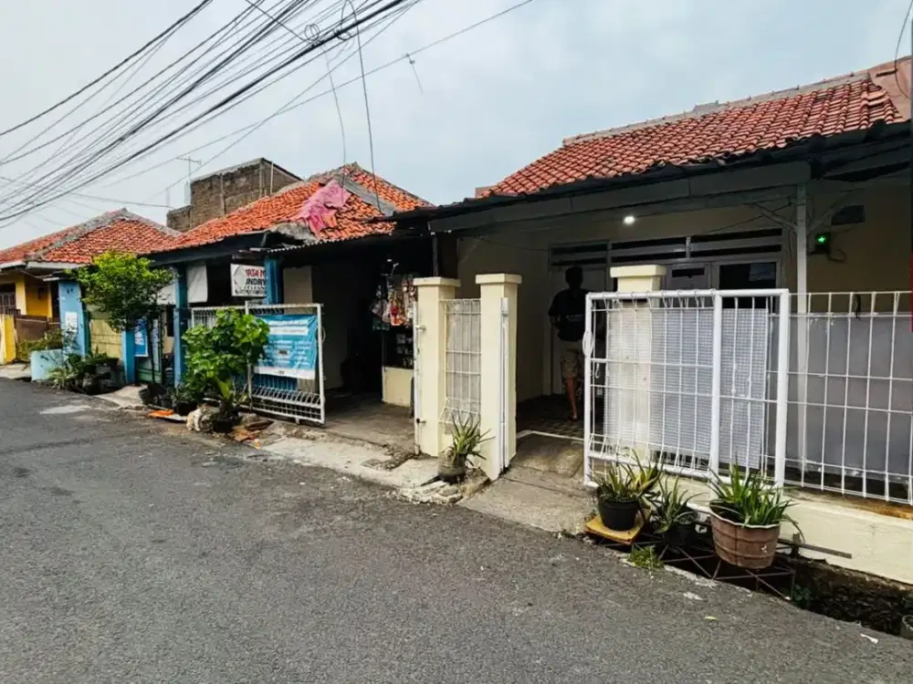 dijual rumah di jl hangka growong kelapa dua wetan