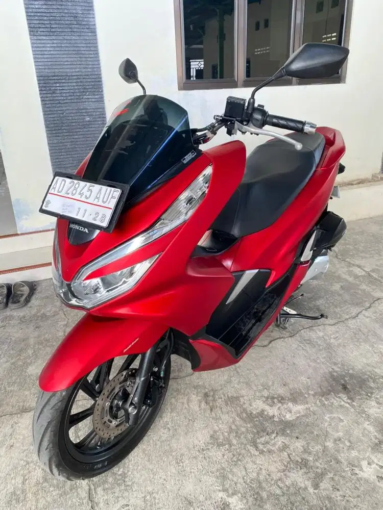 PCX TAHUN 2018 KM 16RIBU