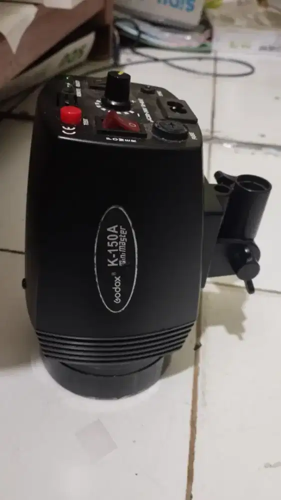 Lampu GODOX K-150A