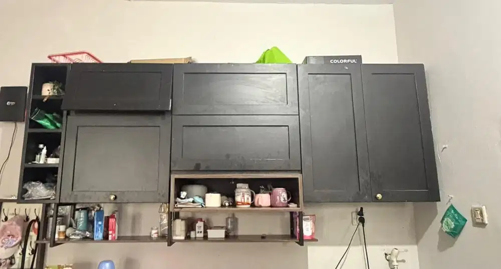 Kabinet kitchen set atas