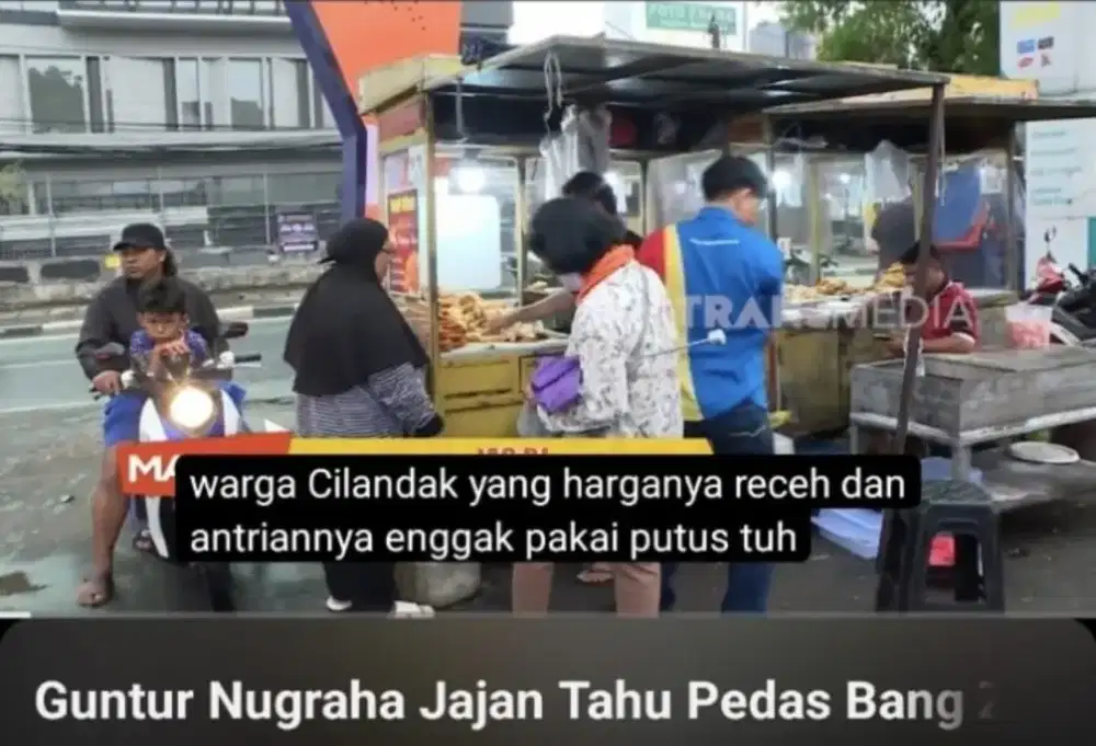 Karyawan Tahu pedas bang zein