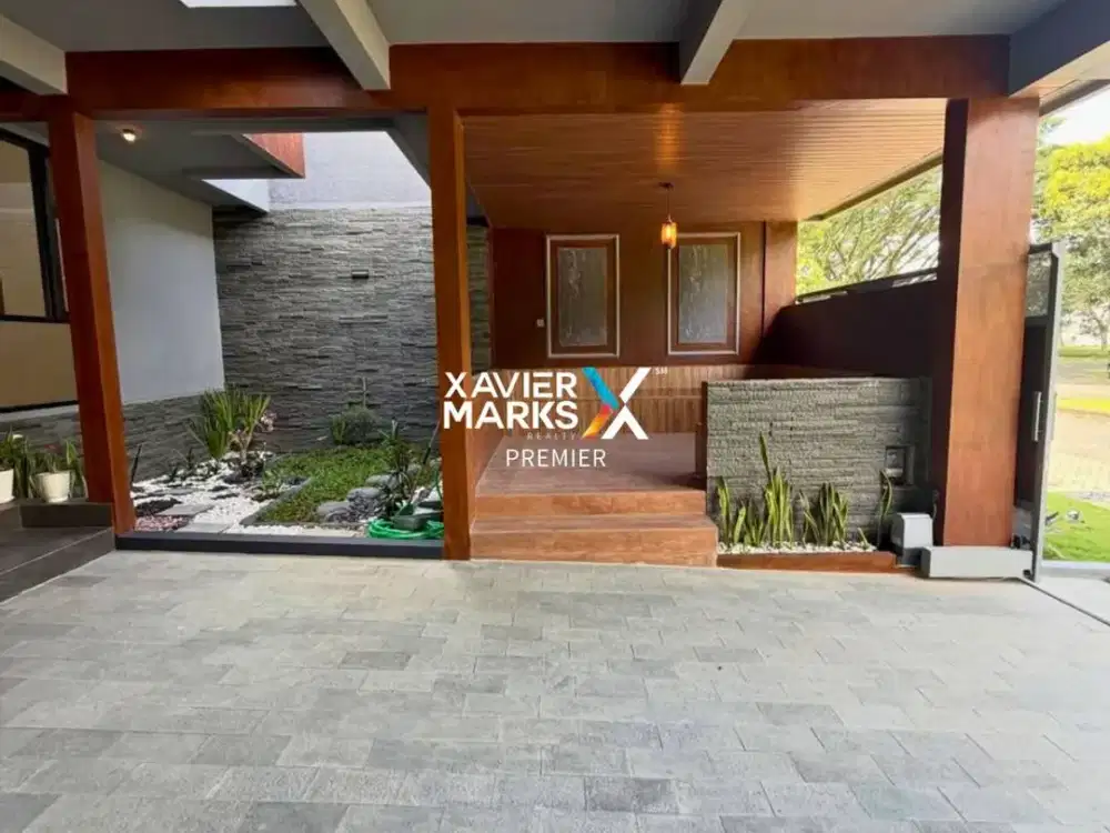 Dijual Rumah Mewah 2 Lantai di Araya Golf, Kota Malang