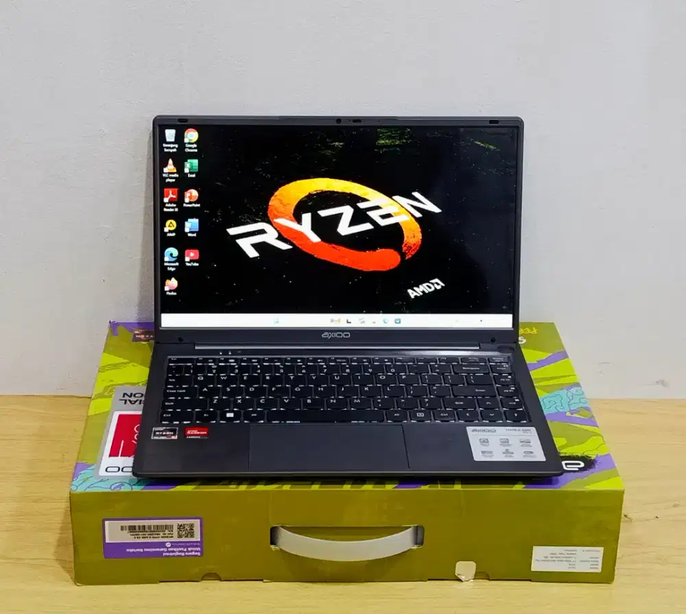 AXIOO Hype 5 AMD X5-2/ AMD Ryzen 5-74300U RAM 8GB SSD 256GB