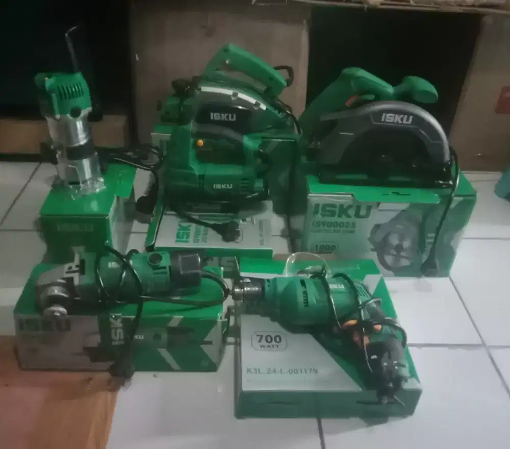 Alat alat tukang