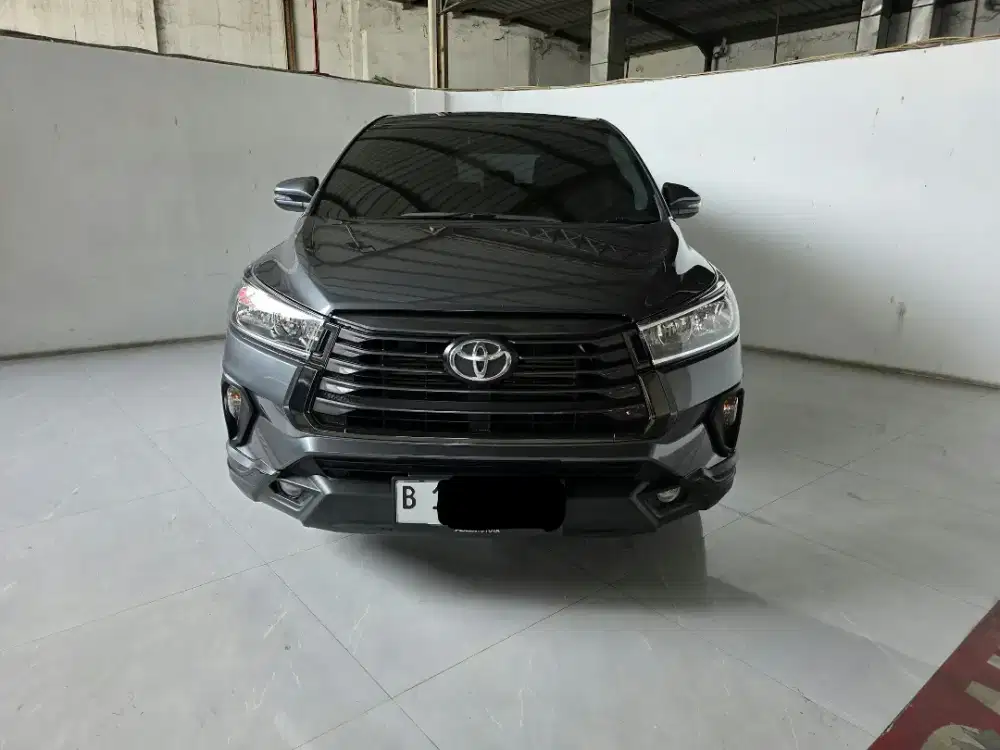 Toyota Innova G 2.4 diesel AT ( Matic ) 2025 Abu Tua Km 25rban Mulus