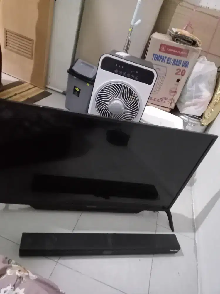 TV Polytron 40 inch
