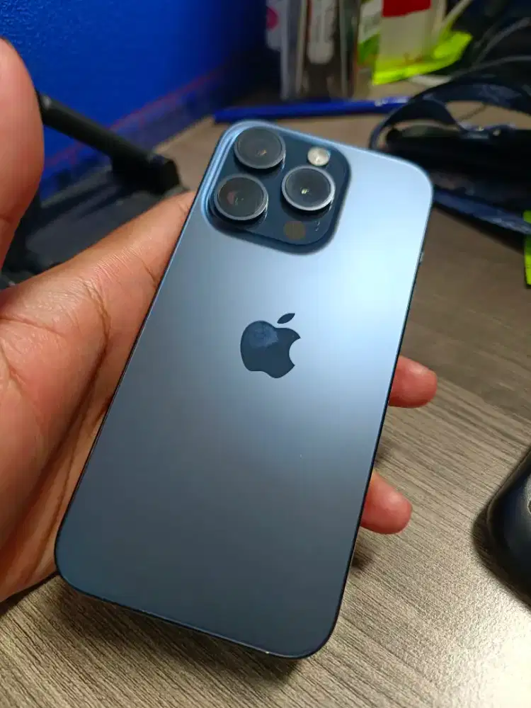 WTS Iphone 15 Pro 256GB LL/A - Inter