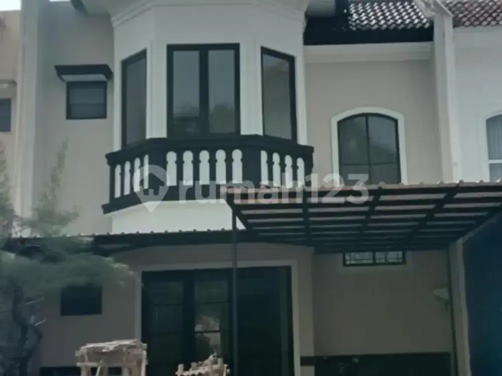 Dijual Rumah 2 Lantai Renovasi Baru Mexicano De Latinos BSD - Serpong Lokasi Strategis Dekat Akses Tol