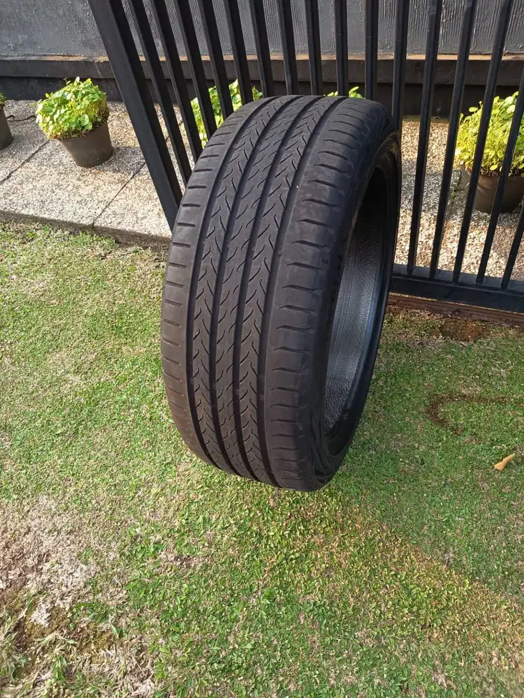 Ban Continental 235/45 19 v xl (Edisi Salaha Beli)