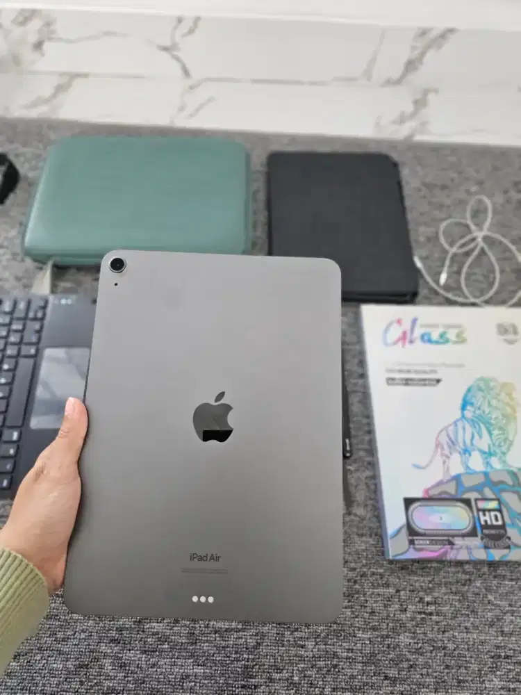iPad Air 5 M1 2022 10.9” WiFi Only 64GB