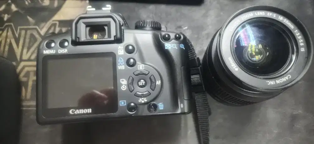 Canon eos rebel XS 1000d fullset made in japan