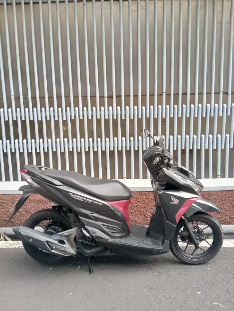 JUAL CEPAT Honda Vario 150 old Tahun 2016, Super Mulusss.. Full Ori..