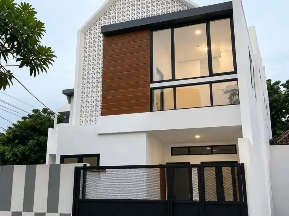 Rmh Baru Gress, Hook, di Perumahan GADING PANTAI Row Jln 2,5 Mbl, One Gate System, sangat dekat dg Raya Kenjeran
