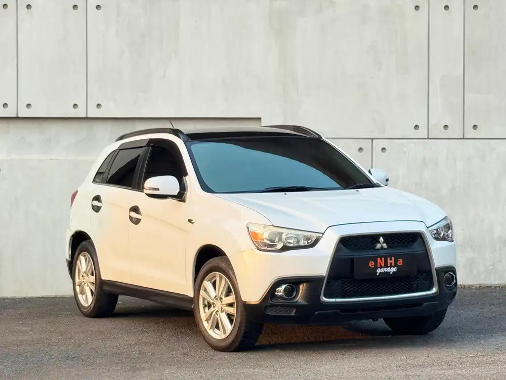 Mitsubishi Outlander PX 2.0 2012 matic istimewa...