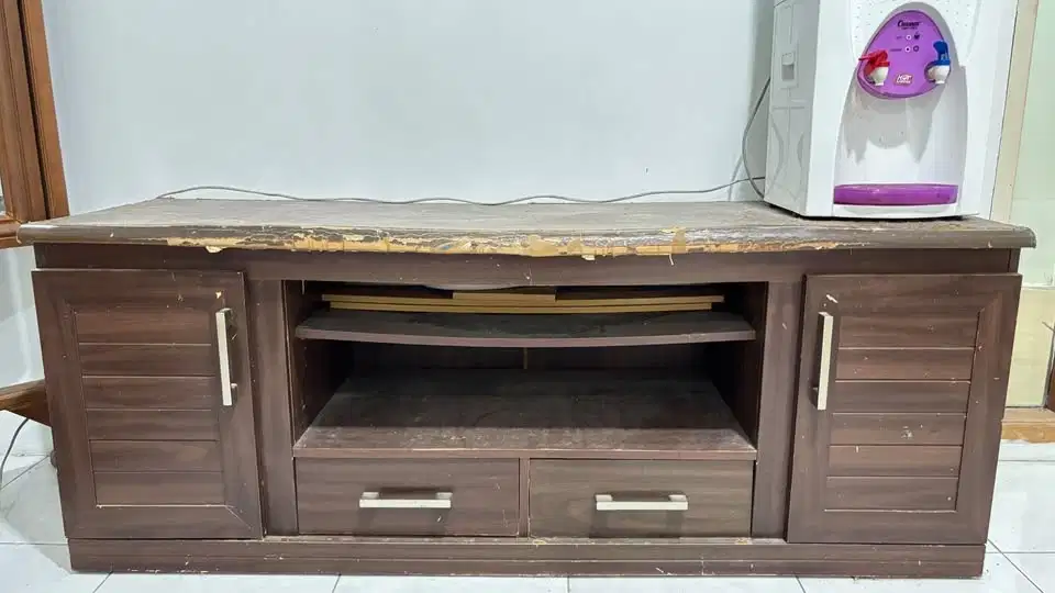 Rak TV Meja Kayu