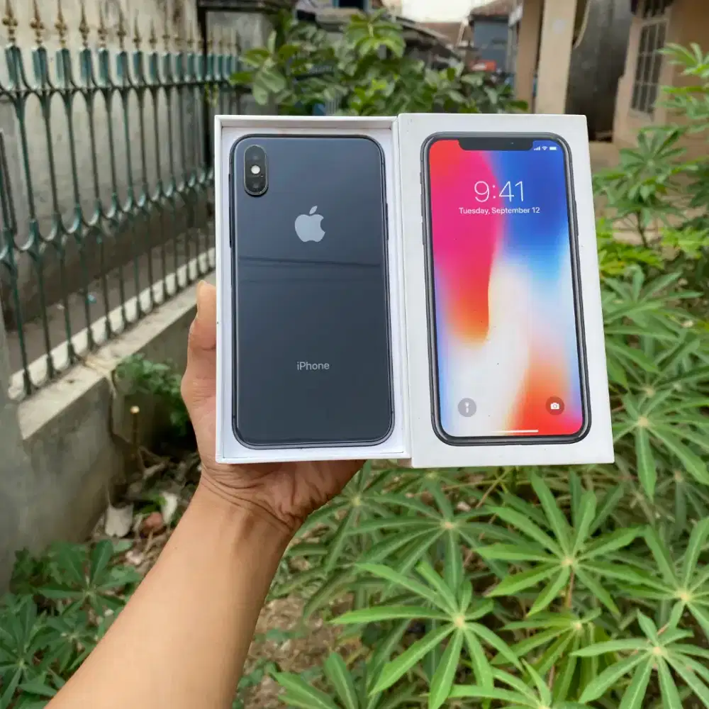 IPhone X 64gb garansi resmi iBox