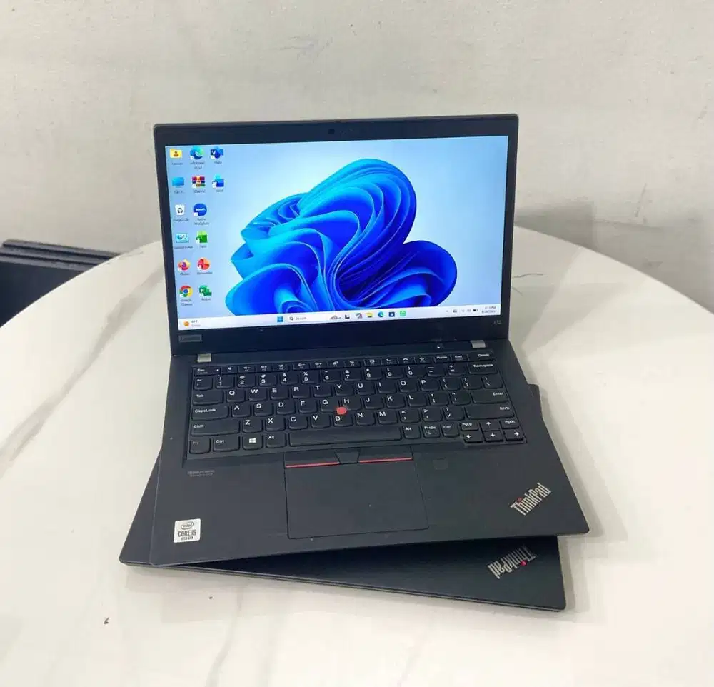 LAPTOP LENOVO X13 I5 GEN10 16/512 LAYAR 13.3 INCH TOUCHSCREEN *KC