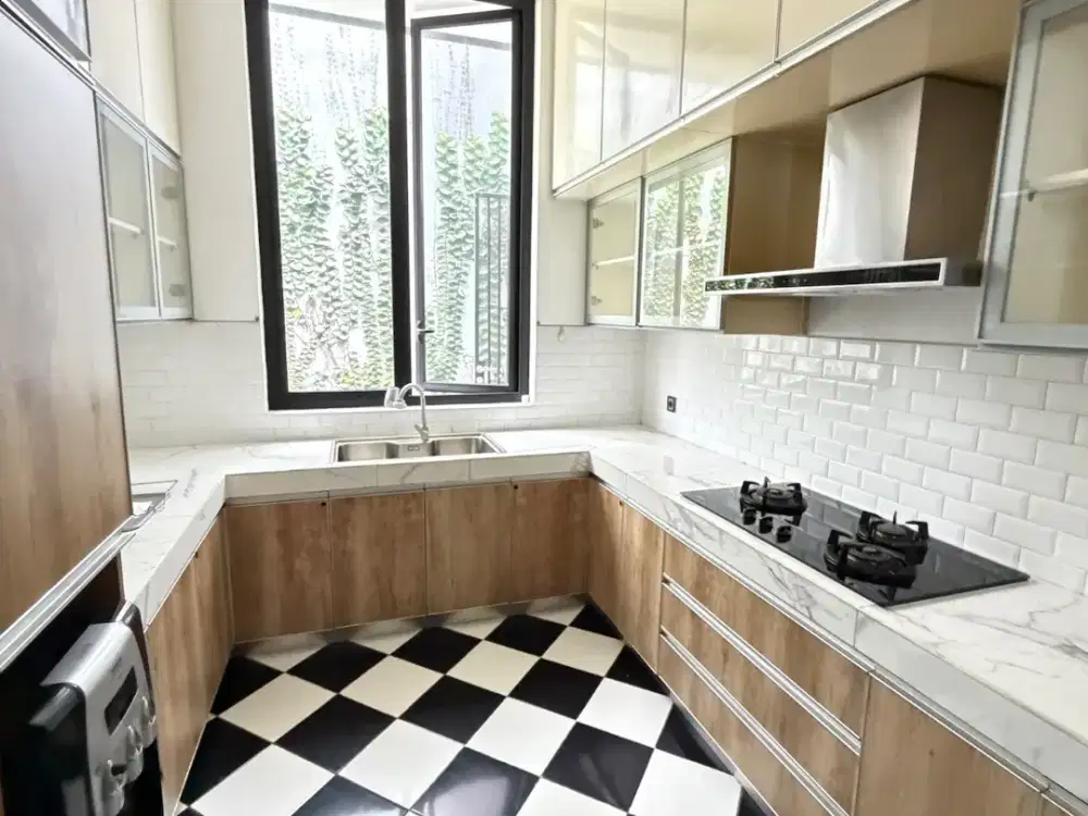 Modern Minimalist House at Kebayoran Baru