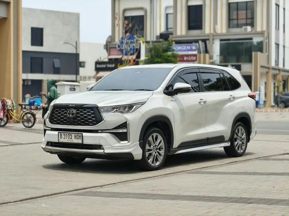 Toyota Innova Zenix 2.0 Q TSS Hybrid Modelista AT 2023